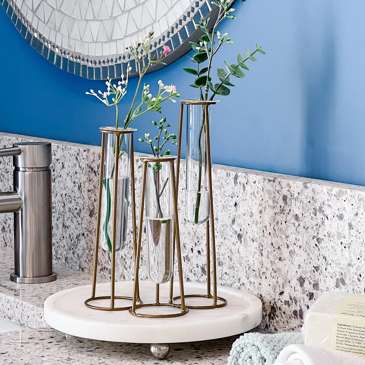 Kate Aspen Station de Propagation terrariums avec Support en métal doré – 3 Tubes à essai en Verre pour Plantes d'intérieur