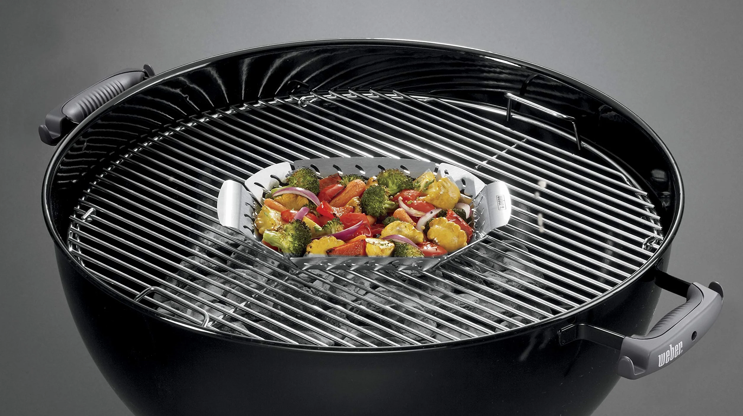 Weber Panier à Griller Premium - Petit (27 x 19cm), Panier à Griller en Acier Inoxydable, résistant à la Chaleur, Passe au Lave-Vaisselle, adapté à Tous Types de barbecues - Argent (6677)