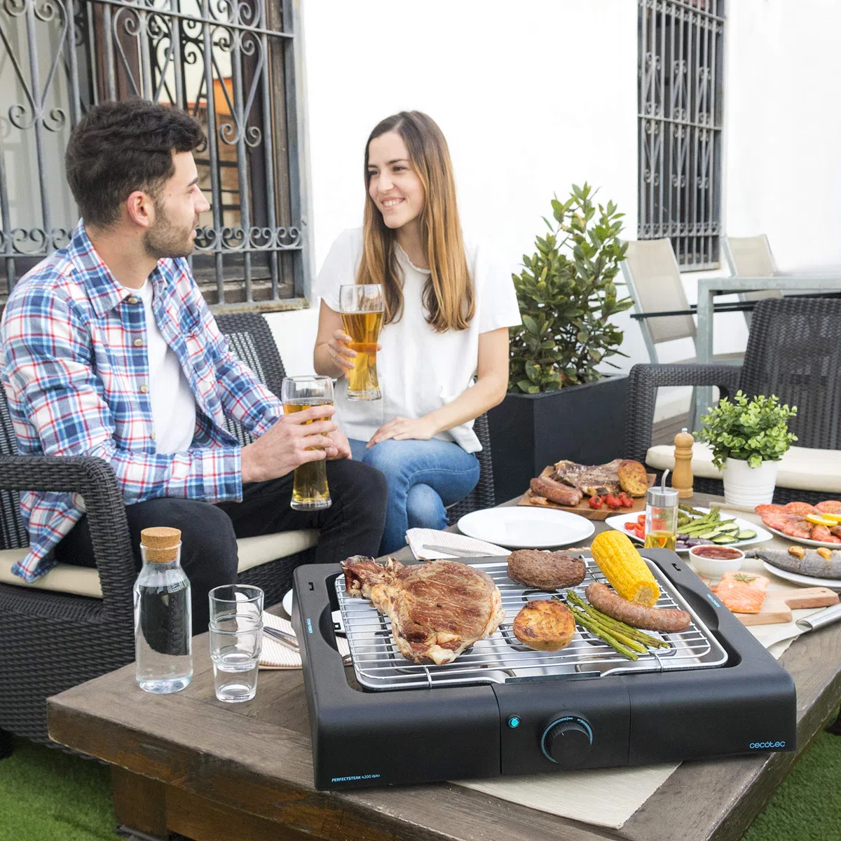 Cecotec big Barbecue de Table électrique PerfectSteak 4200 Way de 2400 W, Gril en Acier Inoxydable et Hauteur Ajustable sur 3 Niveaux, Noire