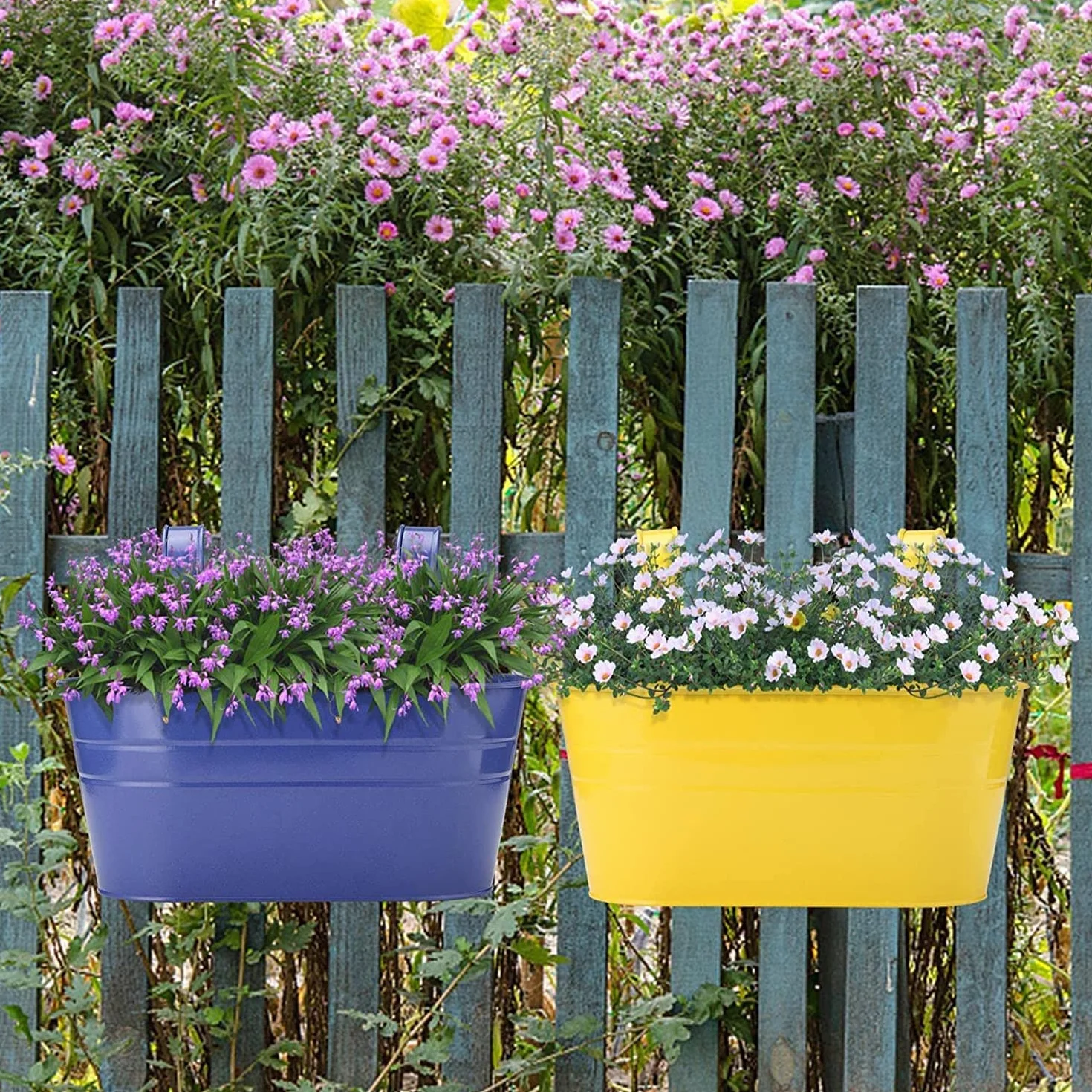 KAHEIGN 4 Pièces Métal Pots de Fleurs Suspendus, 27,5CM Grands Pots deFleurs Seau à Fleurs Suspendu avec Crochet Amovible pour Balcon Clôture Jardin Maison Décor (4 Couleurs)