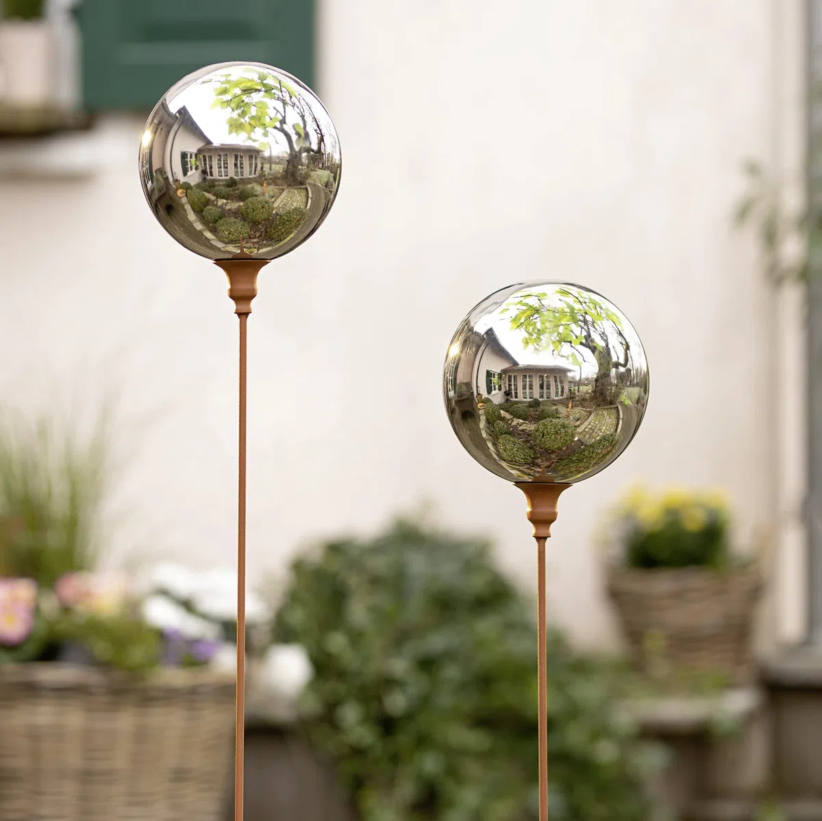 Dekoleidenschaft Boule de jardin en métal aspect rouille, 118 cm de haut, fiche décorative avec boule miroir, décoration de jardin pour l'extérieur, piquet en métal
