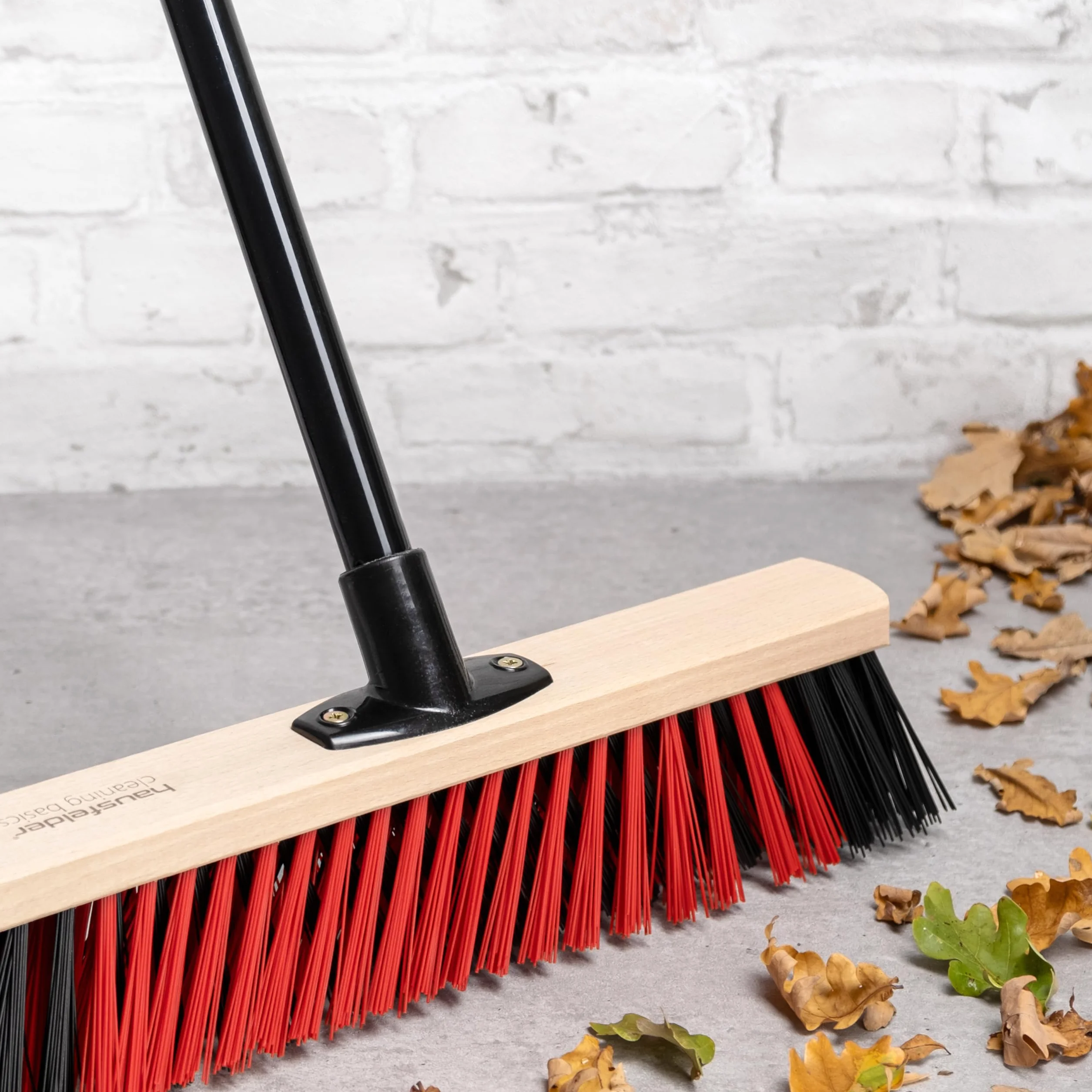 Hausfelder Balai Exterieur avec Manche, 40 cm - Cantonnier pour Terrasse et Jardin, Poil Dur