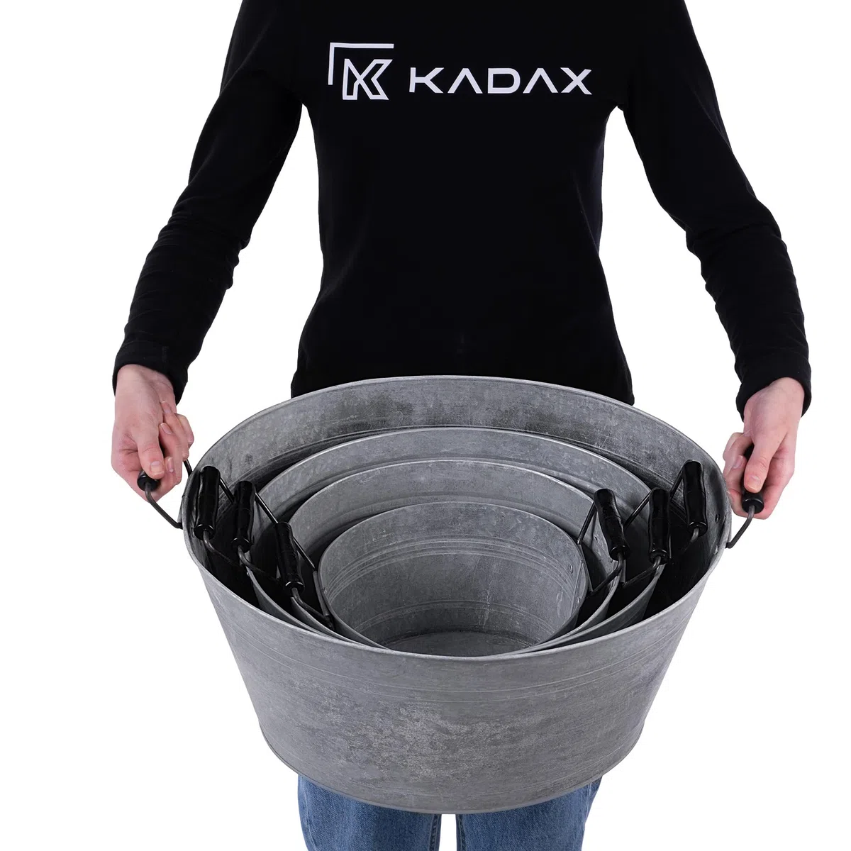 KADAX Lot de 4 bacs en zinc en 4 tailles : 6 l, 13 l, 19 l et 38 l, bac à plantes en acier galvanisé, idéal comme étang de jardin, bac à fleurs et seau à boissons (argenté)