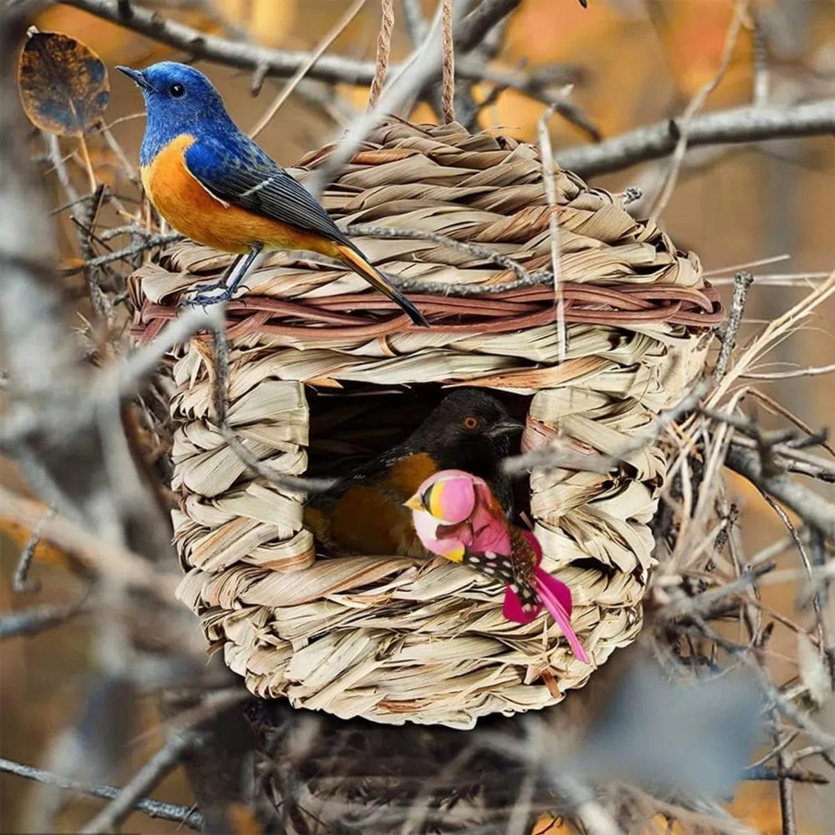 Nichoir Oiseaux Tissé à la Main, 2 Pièces Nichoirs pour Oiseaux Tissés à la Main, Nid D'Oiseau Fait À La Main, Nid Oiseau Fait à La Main pour Mésanges Charbonnières, Rouges-Gorges (Des billes, B)