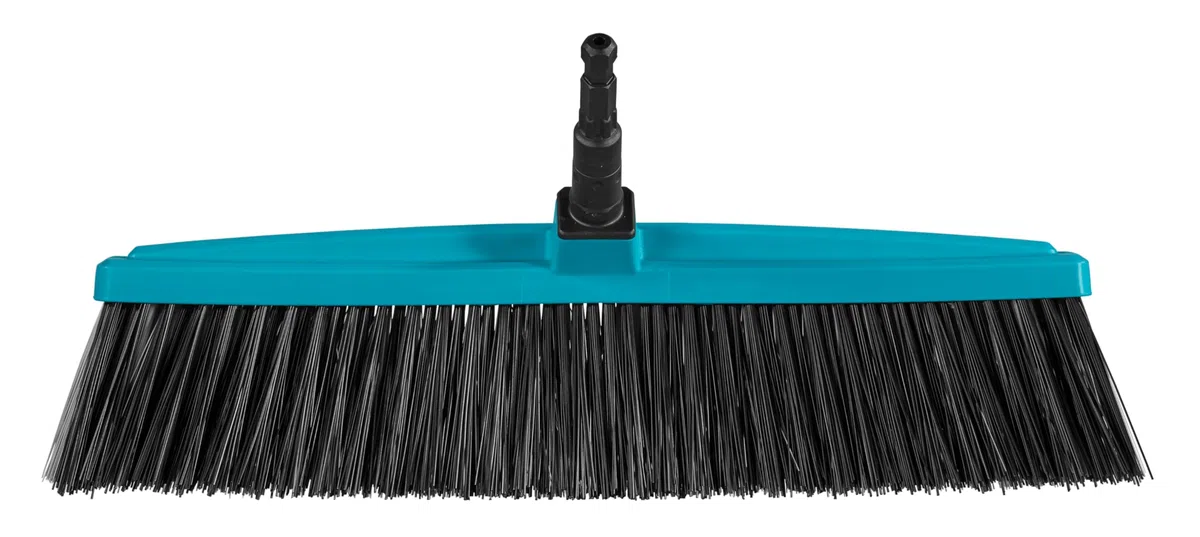 Balai de cantonnier Combisystem de Gardena : Balai Robuste pour Le Jardin et Les chemins Autour de la Maison, Largeur de Travail 45 cm, Poils Souples en polypropylène (3622-20)