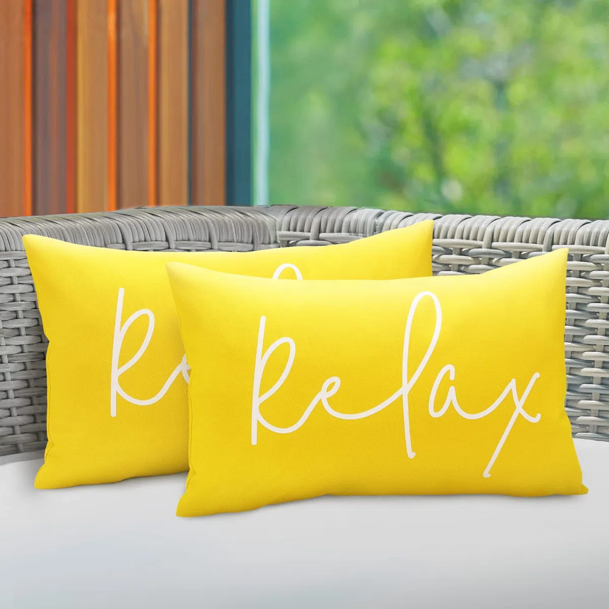 Lewondr Housses de Coussin d'Extérieur Imperméables, 2 PCS 30x50cm Taies à Motif Relax, Housses de Coussin Décoratives Jardin d'Été pour Canapé de Terrasse Balcon Véranda, Jaune
