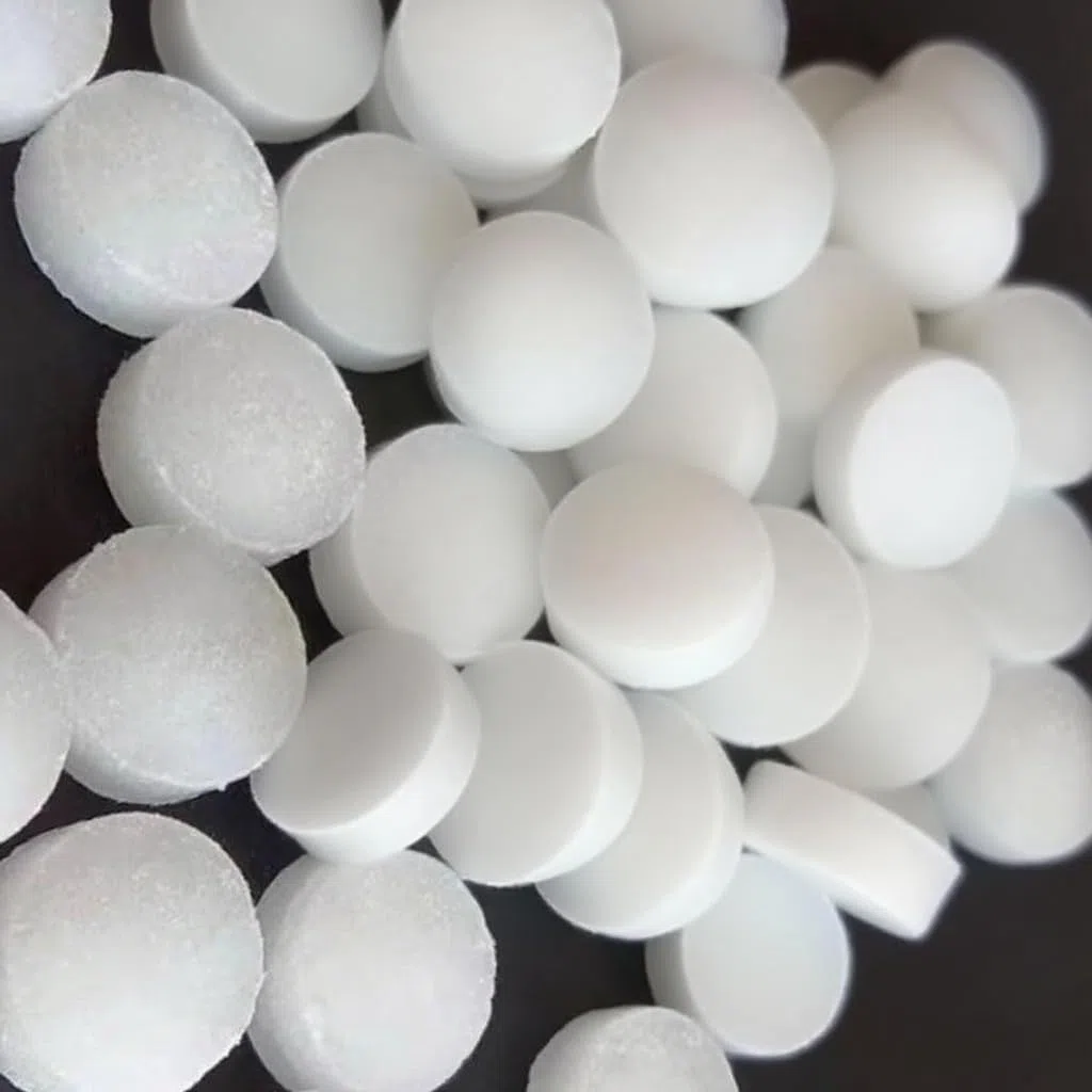 Répulsifs à Mites de Vêtements, 500 pièces Boules Protection du Jardin, de la Maison, Protection des Armoires et des Tiroirs, Moisissure de la Garde-Robe et Parfum Déodorant de Toilette