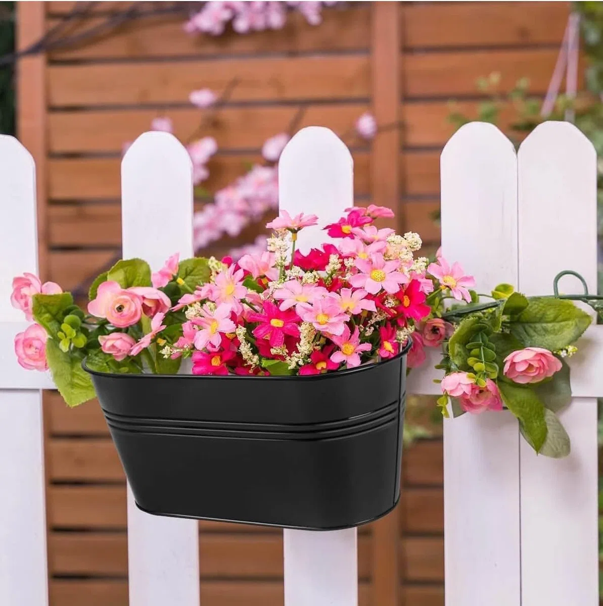 LATERN 4 Pièces Pots de Fleurs Suspendus en Métal, 27.5CM Grands Pots de Plantes Seau à Fleurs Suspendu avec Crochet Amovible pour Balcon Clôture Jardin Maison Décor (Noir)
