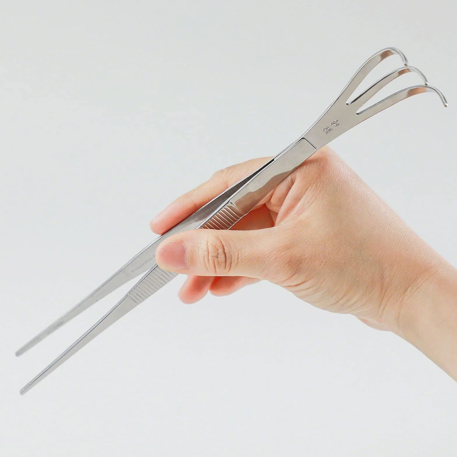Wazakura Pincette à Feuilles 2 en 1 en Acier Inoxydable pour Bonsaï, Plantes, Jardinage avec Râteau,Accessoire Japonais de Précision Fabriqué au Japon, 220 mm,
